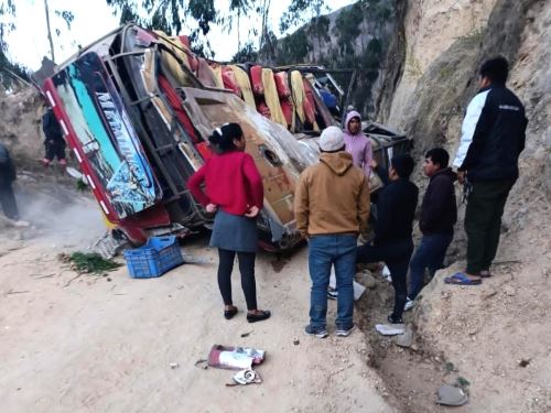 Bus interprovincial cayó a un profundo abismo en el distrito de Quillo,en la provincia de Yungay, región Áncash. El accidente dejó dos personas fallecidas y tres heridas. ANDINA/Difusión