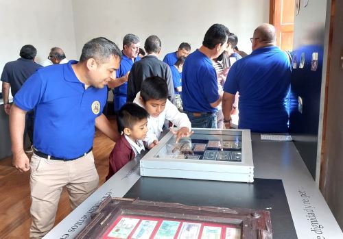 La Asociación Numismática y Filatélica de Trujillo (ANFIT) presentará en Trujillo este viernes 21 de noviembre la exposición “Francia vista a través de la Numismática y Filatelia Peruana”.