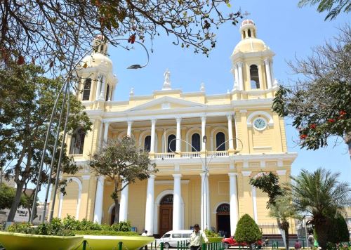 La Catedral de Chiclayo, la capilla de Santo Toribio de Mogrovejo, ubicada en Zaña, y otras infraestructura religiosas y turísticas de Lambayeque serán remodeladas por la Gercetur ante el próximo inicio del Jubileo en honor al 300.° aniversario de la canonización de Santo Toribio de Mogrovejo. ANDINA/Difusión
