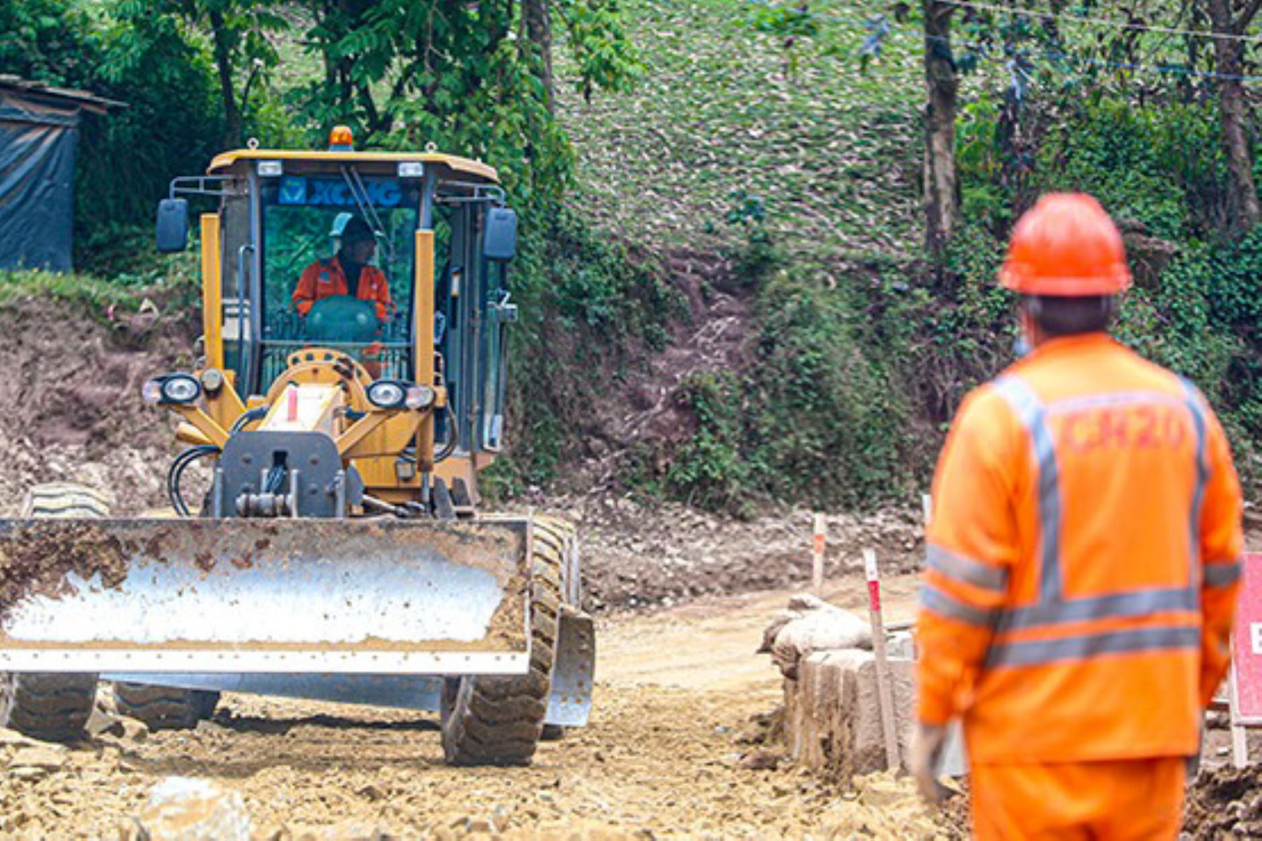 MTC recibe S/ 13.9 millones para mantenimiento de vías departamentales