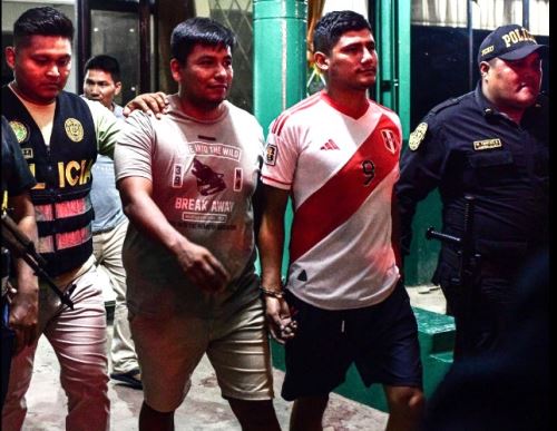 El Juzgado Mixto de Campoverde (Ucayali) ordenó nueve meses de prisión preventiva para cuatro suboficiales y un oficial de la Policía Nacional de la Comisaría de Curimaná, investigados por los presuntos delitos de cohecho pasivo propio y extorsión en agravio de un operador de una draga de oro. ANDINA/Difusión