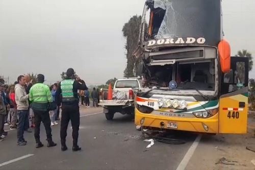 Las víctimas mortales fueron identificadas como la pasajera Carmen Francisca Armas Calderón (47) y el copiloto José Alfredo Chacón Angeles (52)