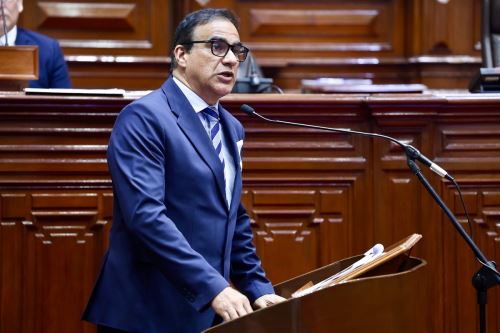 Ministro de Trabajo y Promoción del Empleo, Óscar Fernández. Foto: Cortesía.