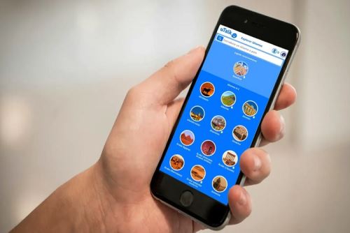 El equipo ya se encuentra en fases avanzadas del quechua ayacuchano y “el siguiente objetivo es el aimara”. Fotos: Jorge Cerdán