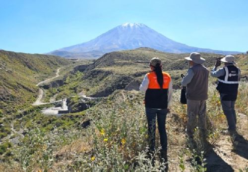 El Ministerio del Ambiente entregará a la Municipalidad de Paucarpata el informe técnico elaborado por el IGP que revela las zonas de ese distrito ubicado en Arequipa y que están expuestas a los posibles peligros volcánicos originados por el Misti. ANDINA/Difusión