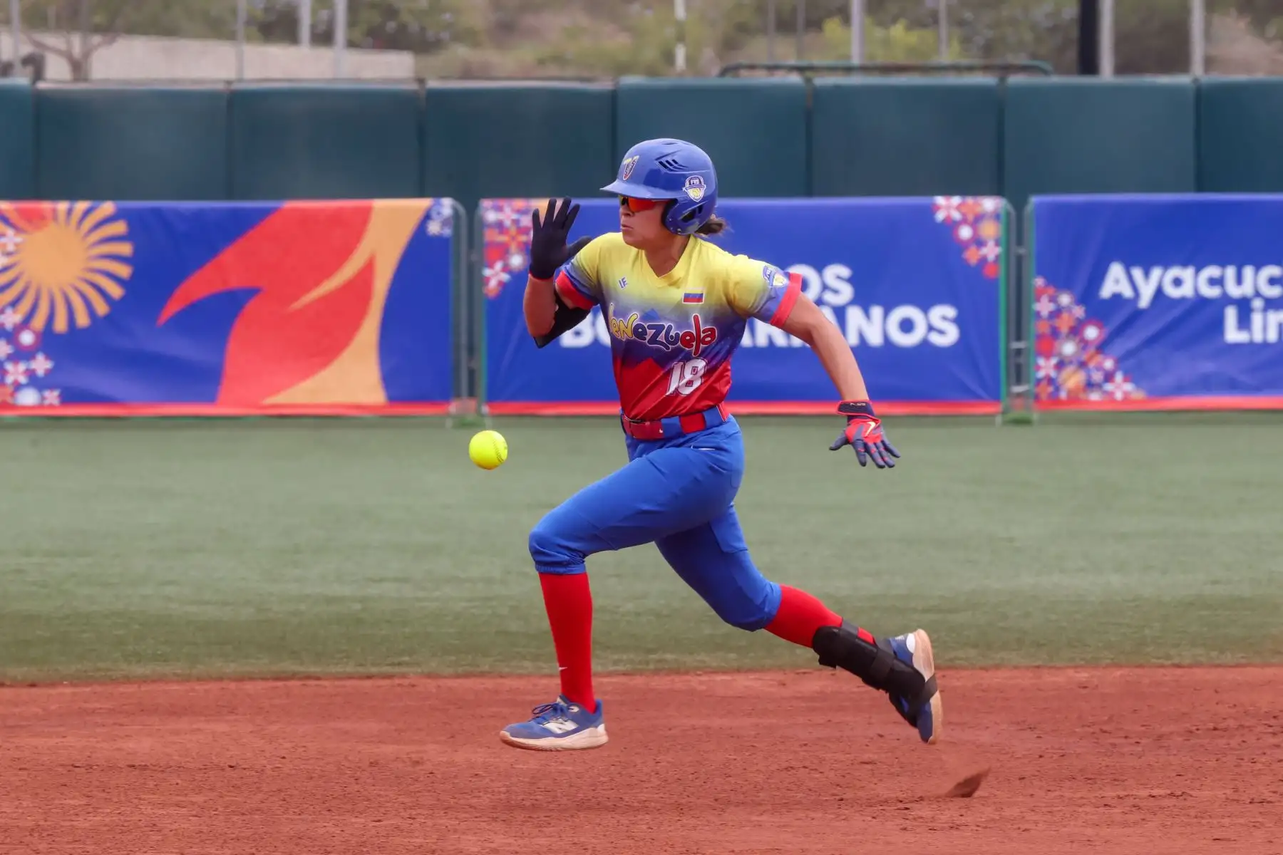 Encuentro de sóftbol femenino disputado entre las selecciones de Perú y Venezuela en el marco de los Juegos Bolivarianos Ayacucho Lima 2025.

Foto:ANDINA / Juan Carlos Guzmán Negrini