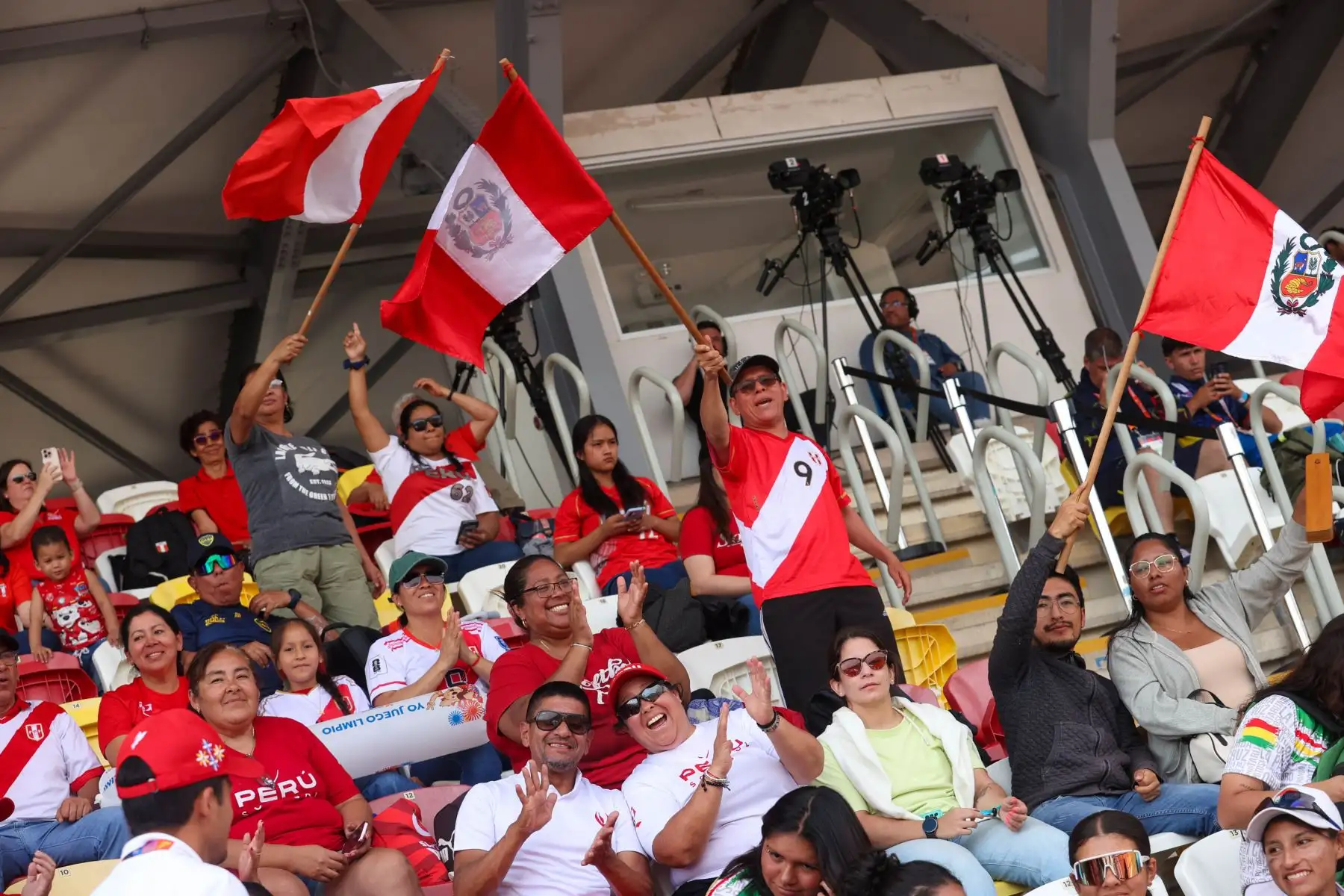 Encuentro de sóftbol femenino disputado entre las selecciones de Perú y Venezuela en el marco de los Juegos Bolivarianos Ayacucho Lima 2025.

Foto:ANDINA / Juan Carlos Guzmán Negrini