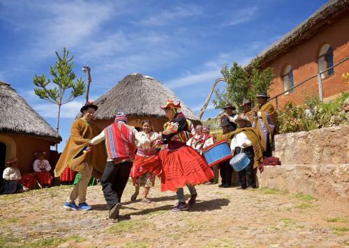El Perú ofrece una variada oferta de turismo comunitario. Los visitantes extranjeros pueden conocer experiencias auténticas y conocer la esencia cultural de nuestro país, destacó el Mincetur. ANDINA/Difusión
