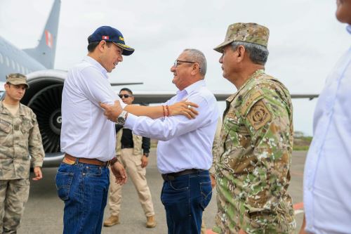 Presidente Jerí arriba a Tumbes para cumplir una serie de actividades oficiales