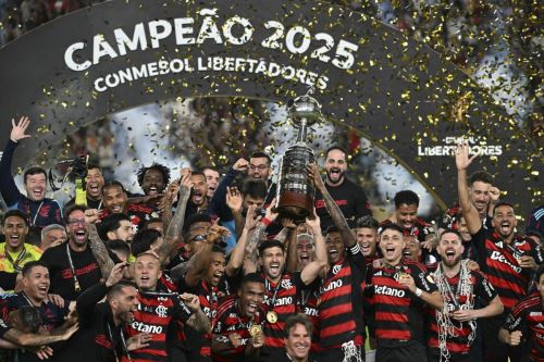 Copa Libertadores: Flamengo recibe el trofeo y celebra tras vencer a Palmeiras en la gran final
