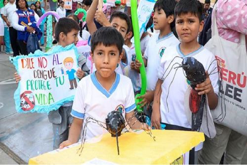 Se logró capacitar a 2168 colegios en prácticas y entornos saludables contra el dengue y 10 regiones lograron superar la meta del 80 % de instituciones educativas.