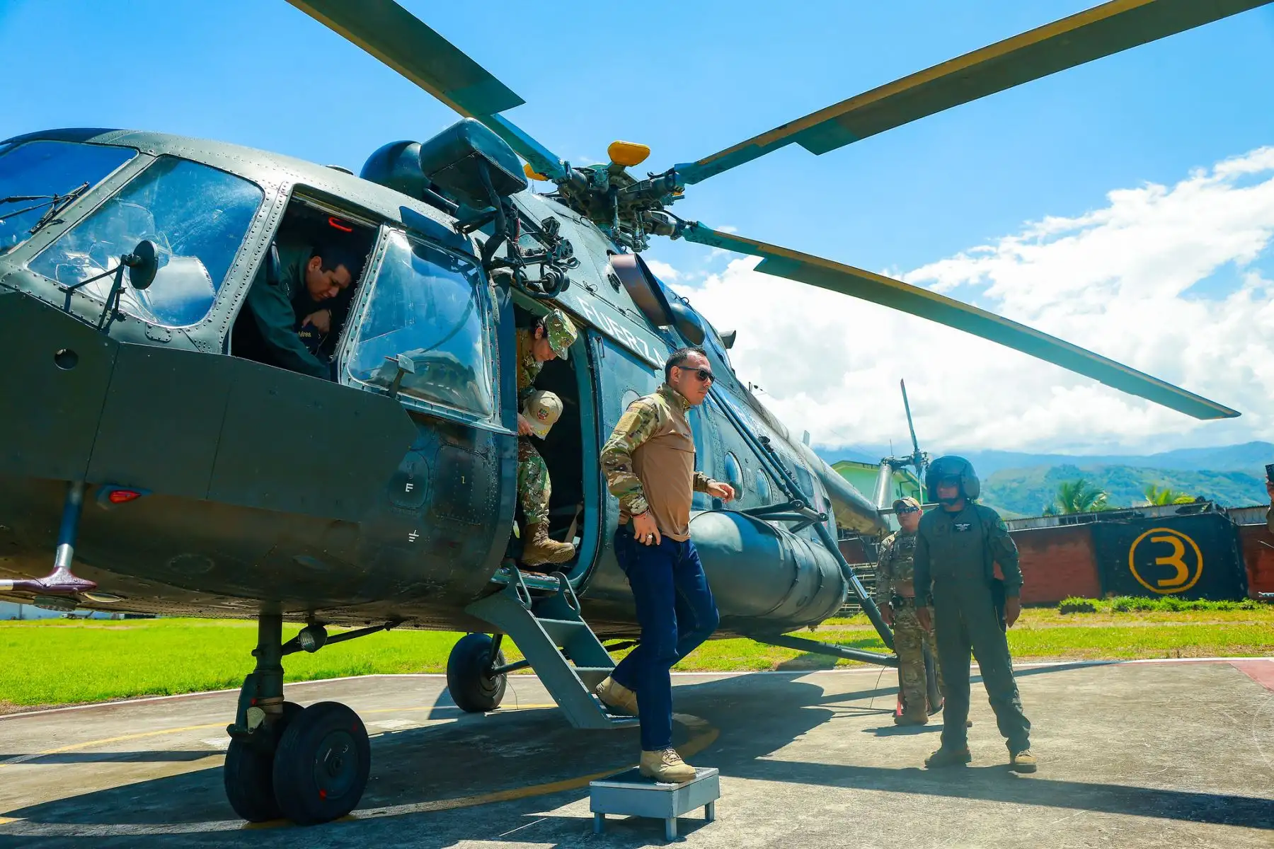 El presidente José Jerí llegó a la sede del Comando Especial del Vraem (CE-VRAEM), en Pichari, Cusco. Foto: ANDINA/Prensa Presidencia