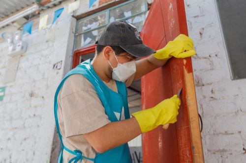 Las dos últimas jornadas estuvieron a cargo de Azzorti y la Universidad Norbert Wiener. En el caso de Azzorti, el voluntariado se desarrolló en la I. E. N.° 6071 República Federal de Alemania, en Villa El Salvador, y comprendió el pintado integral de los servicios higiénicos, la limpieza de espacios, así como la dotación de material didáctico. Esta acción benefició a 311 estudiantes de inicial.ANDINA/Difusión