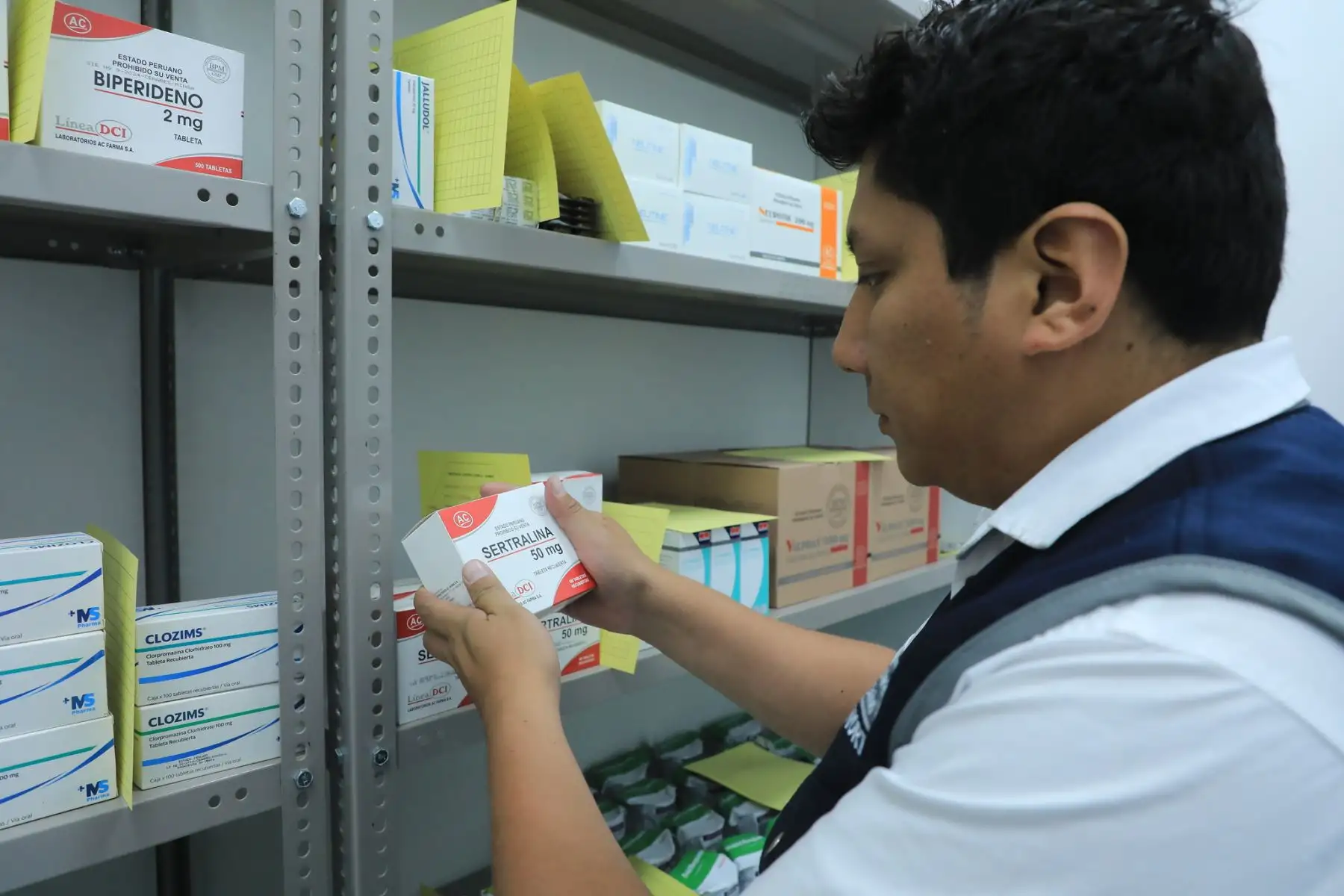 El Ministerio de Salud inauguró el Centro de Salud Mental Comunitario (CSMC) Puente Piedra, ubicado en el distrito de Carabayllo, fortaleciendo la estrategia nacional de atención descentralizada en salud mental. Con esta apertura, el país alcanza los 300 CSMC operativos a nivel nacional, ampliando la cobertura de servicios preventivos y terapéuticos para la población. Foto: ANDINA/Difusión