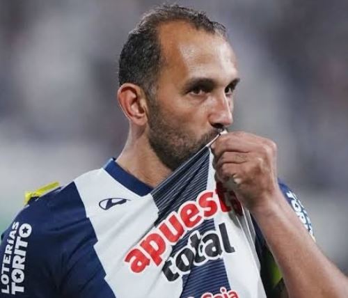 Hernán Barcos no deja de hacer goles en Alianza Lima