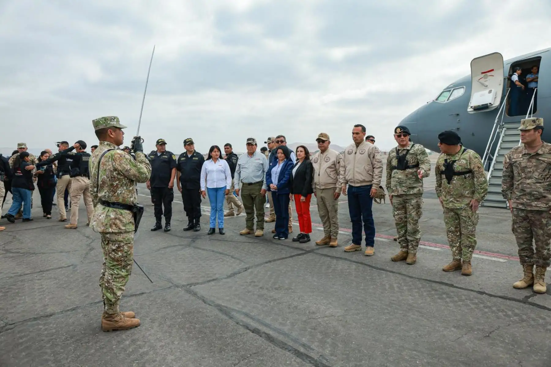 El presidente de la República, José Jerí, llegó a Tacna para cumplir una serie de actividades como parte del acercamiento del Estado con las regiones. Foto: ANDINA/Prensa Presidencia