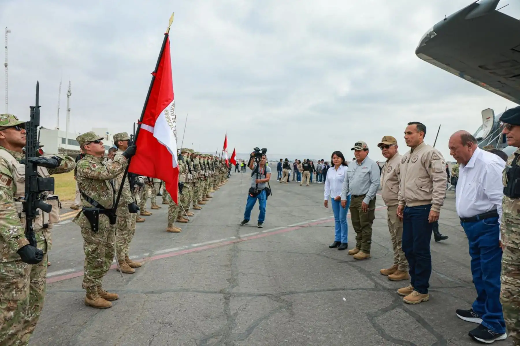 El presidente de la República, José Jerí, llegó a Tacna para cumplir una serie de actividades como parte del acercamiento del Estado con las regiones. Foto: ANDINA/Prensa Presidencia