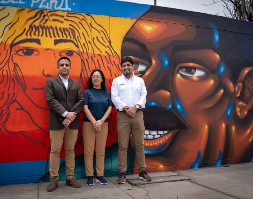 Ministerio de Cultura inaugura mural en homenaje a Nicomedes Santa Cruz en Miraflores