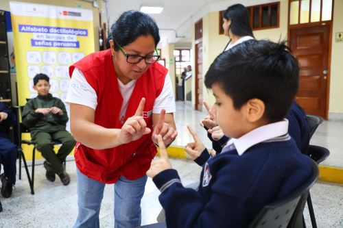Minedu presenta la primera biblioteca infantil para niños con discapacidad, un avance histórico en la educación inclusiva. Foto: ANDINA/Difusión