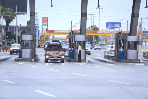 Alcalde de Lima pide manejar con precaución en la Panamericana tras fin de peajes. Foto: ANDINA/Difusión.