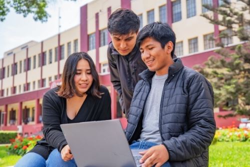 Beca Permanencia: claves para 8,000 estudiantes de universidades públicas seleccionados. Foto: ANDINA/Difusión.