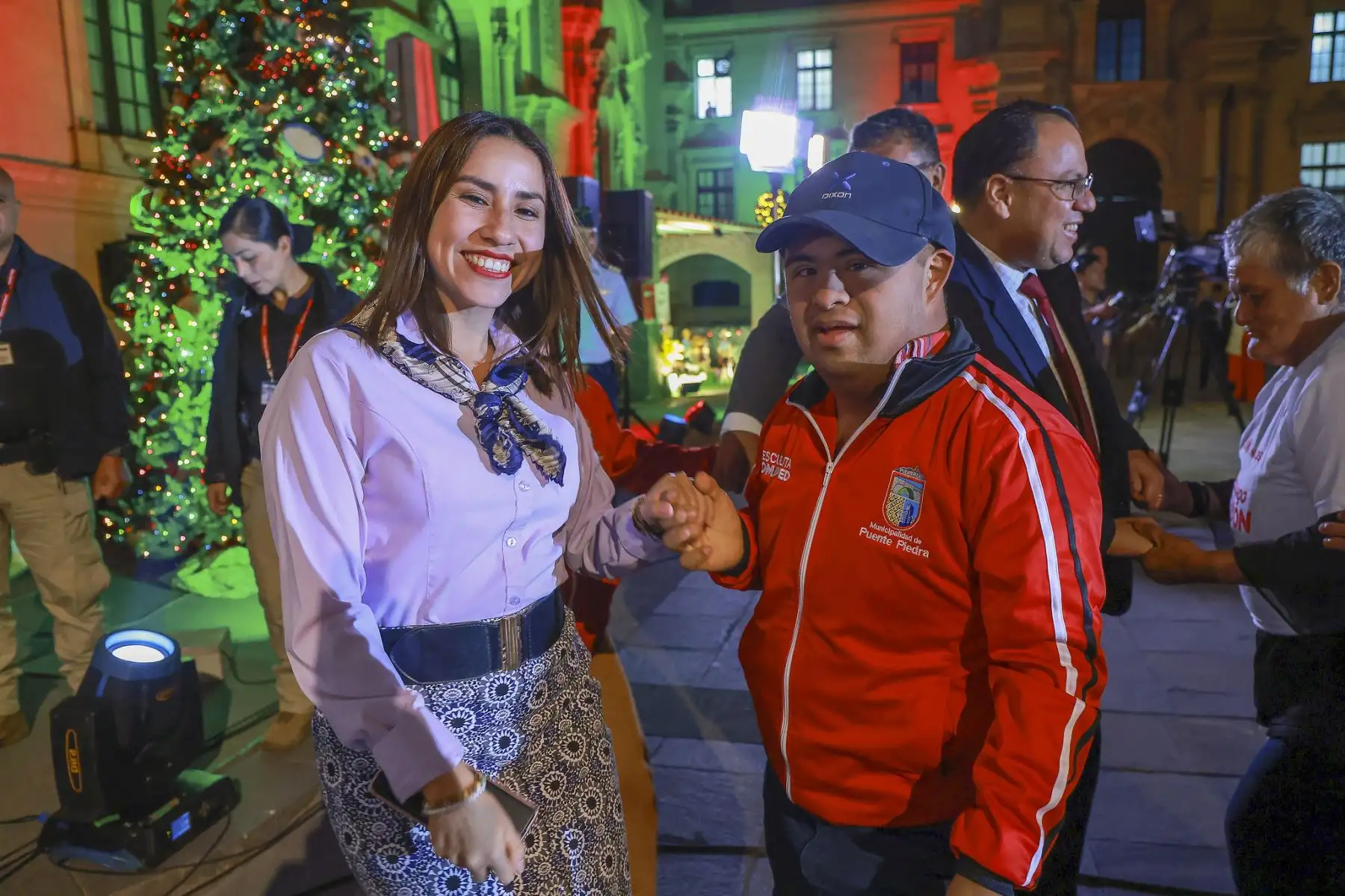 El presidente de la República, José Jerí, junto a ministros de Estado y beneficiarios del Conadis, participaron en una actividad oficial en Palacio de Gobierno denominada “Magia de inclusión - Transformando vidas y uniendo corazones", el jueves 4 de diciembre de 2025, conmemorando el Día de la Persona con Discapacidad. Foto: ANDINA/Presidencia