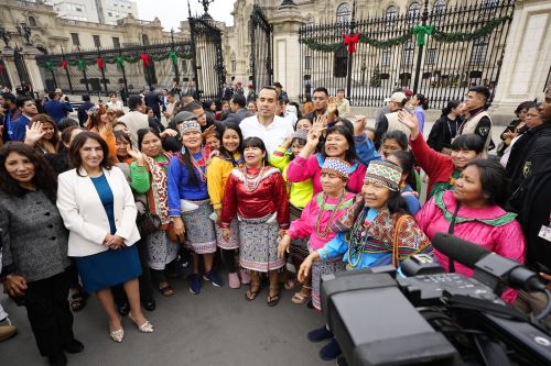 El presidente de la República, José Jerí inauguró hoy la Feria "Más Cerca del Perú, Esta primera edición está dedicada a Ucayali que estuvo representada por emprendedores, artesanos y productores de esa región quienes mostraron lo mejor de sus productos y creaciones. ANDINA/Difusión