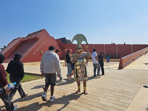 Encabezados por el emblemático Museo Tumbas Reales de Sipán, todos los recintos culturales de Lambayeque abrirán sus puertas al público este feriado largo del 8 y 9 de diciembre. ANDINA/Difusión