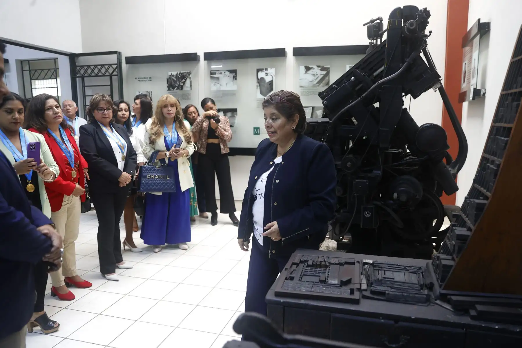 Karola Ysabel Lara Manchego decana nacional del colegio de periodista del Perú. Visita de miembros del Colegio de Periodistas del Perú a Editora. Foto: ANDINA/Vidal Tarqui