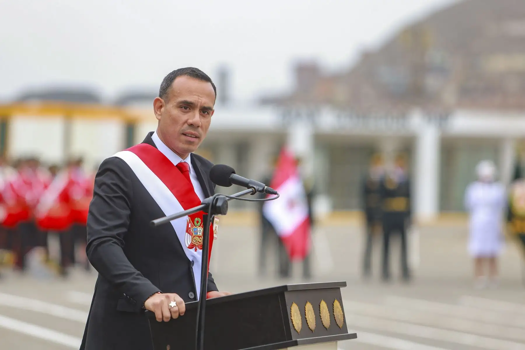 Presidente José Jerí lidera la ceremonia por el 37° aniversario de la creación de la Policía Nacional del Perú (PNP).
Esta actividad se desarrolla en la Escuela Nacional de Formación Profesional Policial, Alipio Ponce Vásquez, ubicada en el distrito de Puente Piedra.
Foto: ANDINA/Prensa Presidencia
