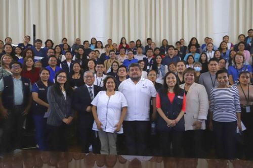 En reunión técnica, el Minsa definió lineamientos para fortalecer la hospitalización en salud mental y adicciones. Foto: ANDINA/Difusión