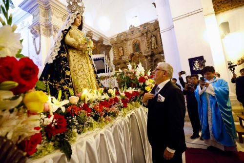 Ministro Alfredo Luna Briceño estuvo en Lampa para participar en la tradicional Bajada de la Virgen Inmaculada Concepción y supervisar espacios patrimoniales de la provincia.