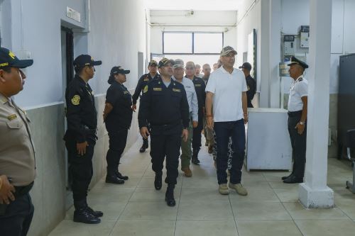 Presidente José Jerí supervisa la Comisaría Sectorial PNP Talara