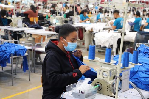 Exportaciones sumaron US$ 71,882 millones y crecieron 20% entre enero y octubre. Cortesía Adex