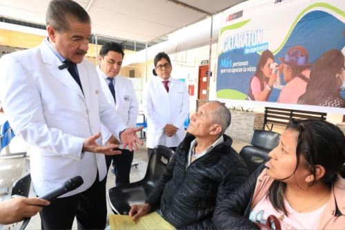 Ministro de Salud supervisa preparativos para la campaña “Cataratón de la esperanza”. Foto: ANDINA/Difusión.