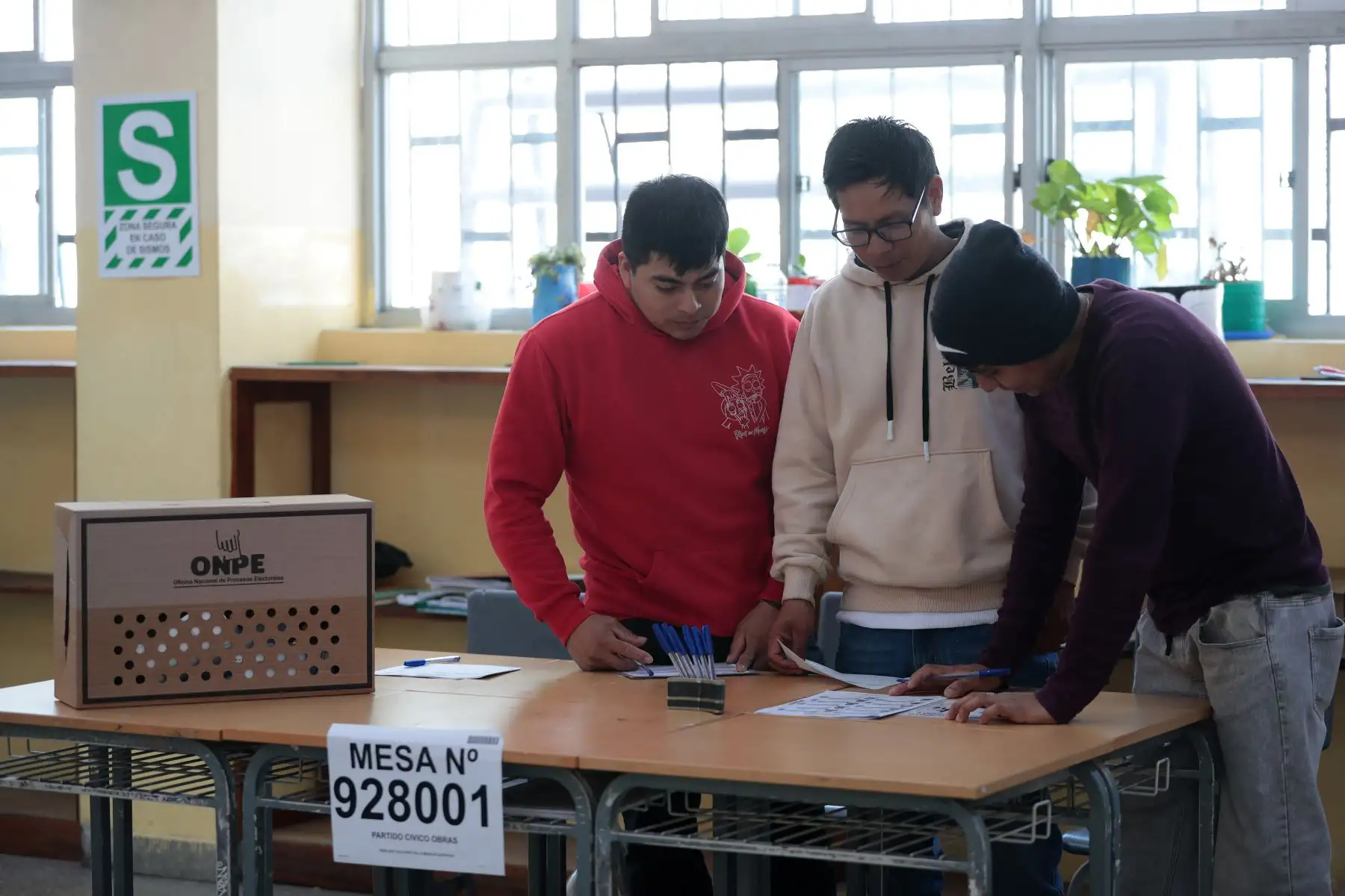 37 Organizaciones Políticas en 77 mesas de votación así se desarrolló las Elecciones Primarias.
Foto: ANDINA/Verónica Calderón Zúñiga