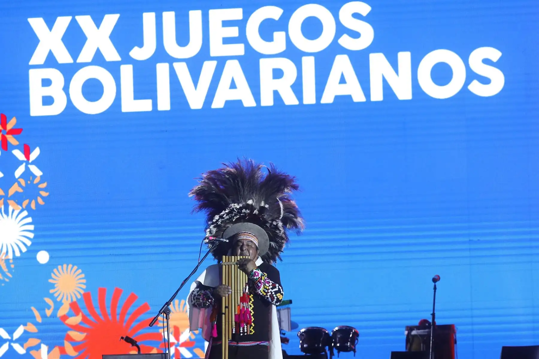 El Instituto Peruano del Deporte realiza la ceremonia de clausura de los XX Juegos Deportivos Bolivarianos Ayacucho-Lima 2025 en la Plaza de Banderas de la Videna. En el evento participaron el presidente de la república, José Jerí, el presidente del Comité Organizador de los XX Juegos Deportivos Bolivarianos Ayacucho-Lima 2025, Sergio Ludeña y el presidente de la Organización Deportiva Bolivariana (ODEBO), Baltazar Medina. Foto: ANDINA/ Eddy Ramos