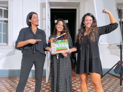 "Medias hermanas", el primer remake de una cinta peruana, se estrena en el exterior.