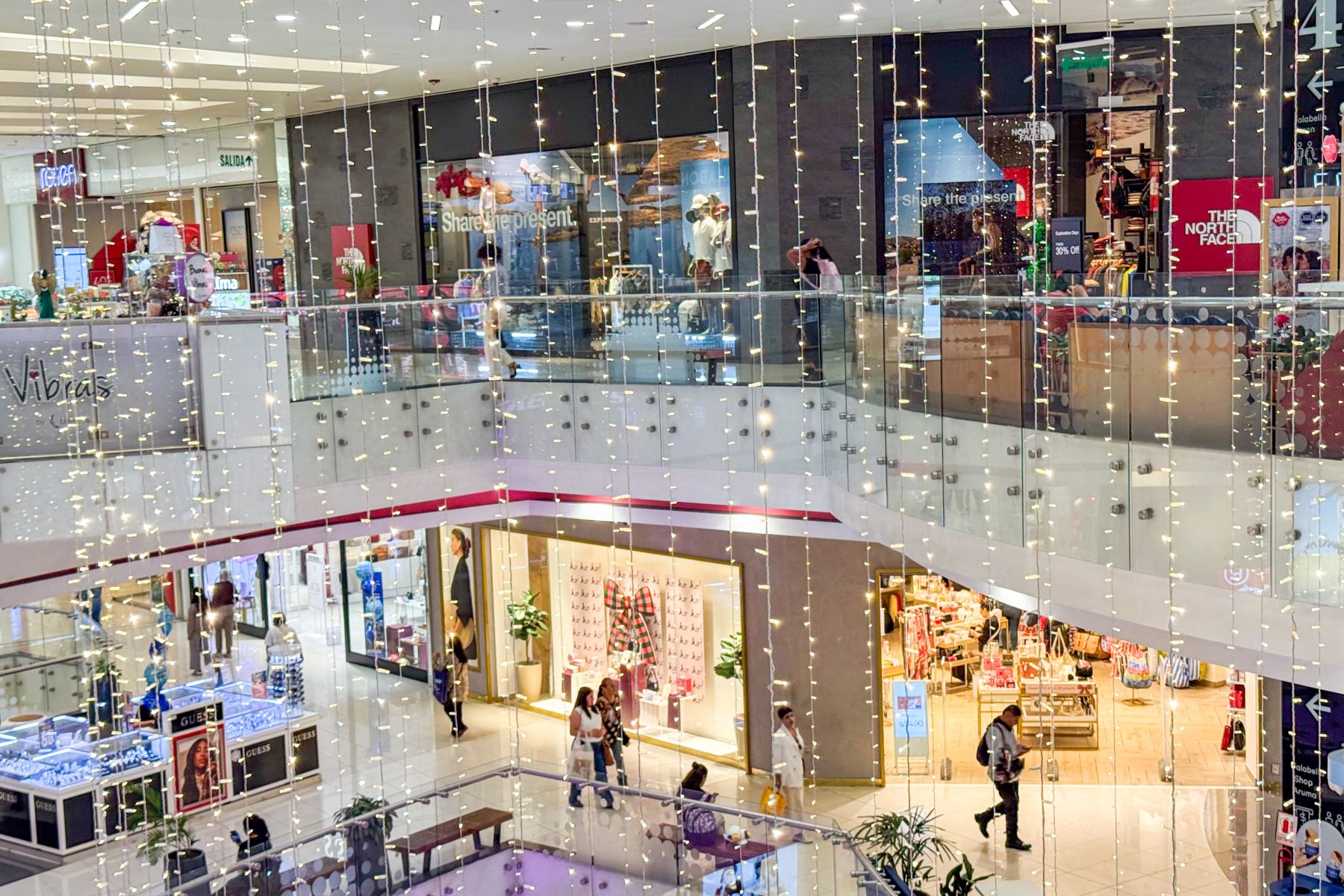 La actividad del sector Comercio en Perú se incrementó 4.33% en enero de 2026