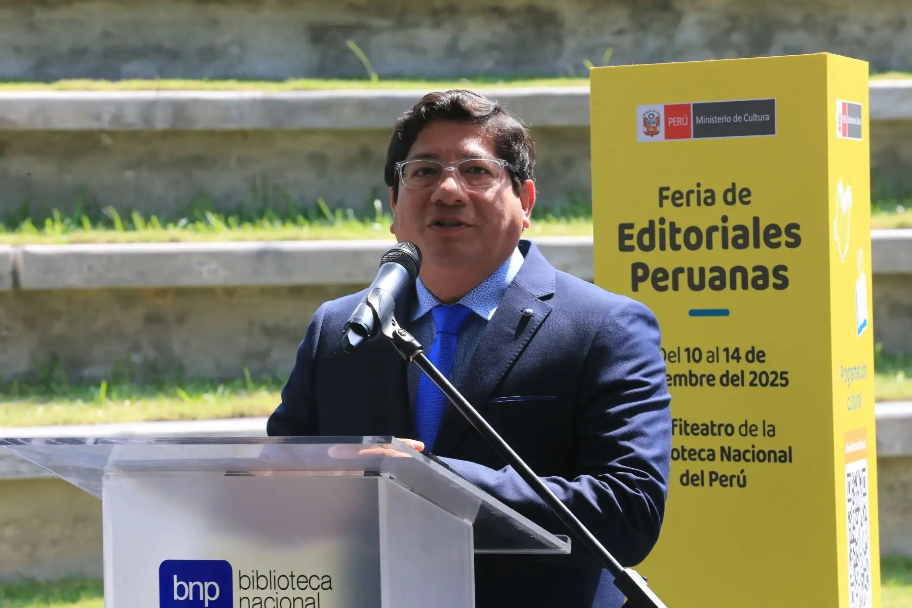 La octava edición de “La Independiente. Feria de Editoriales Peruanas”, organizada por el Ministerio de Cultura, se inauguró en el anfiteatro de la Biblioteca Nacional del Perú.
Foto: ANDINA/Héctor Vinces