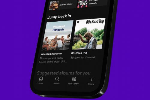 Los usuarios también pueden ajustar los resultados editando el prompt, elegir que las listas se actualicen diariamente o semanalmente.