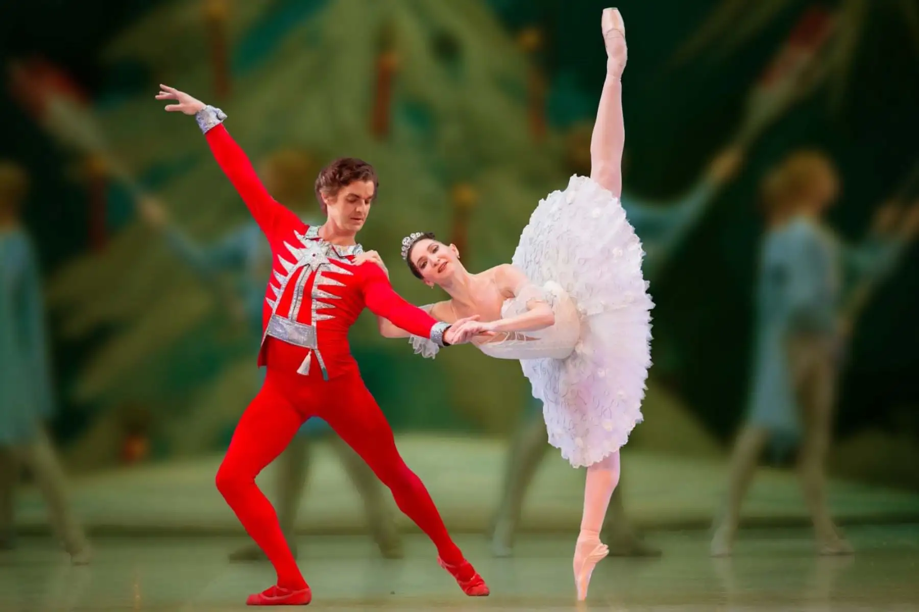 La llegada de Alexander Volchkov y Mariia Tamilova reúne por primera vez en el país a dos figuras de élite del ballet ruso, protagonistas de “El Cascanueces”, quienes ofrecerán presentaciones excepcionales que resaltan la tradición y el virtuosismo del ballet clásico en esta temporada navideña. Foto: ANDINA/Difusión