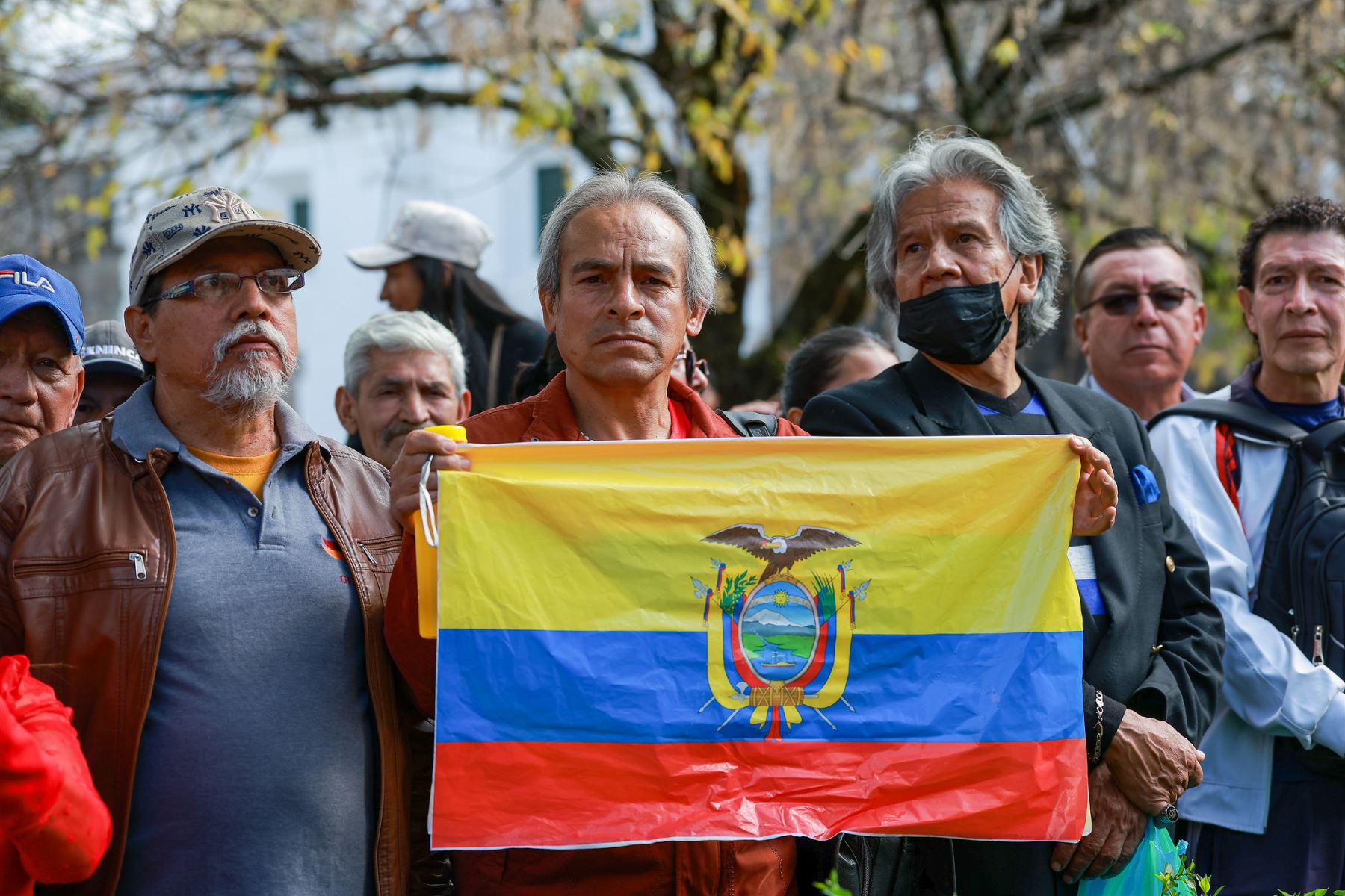 En el marco del Encuentro Presidencial y XVI Gabinete Binacional, el presidente José Jerí y su Gabinete Ministerial asistieron al Cambio de Guardia de los Granaderos de Tarqui en el Palacio de Carondelet, una ceremonia protocolar que resaltó el respeto mutuo entre Perú y Ecuador por sus tradiciones y símbolos históricos. Foto: Presidencia