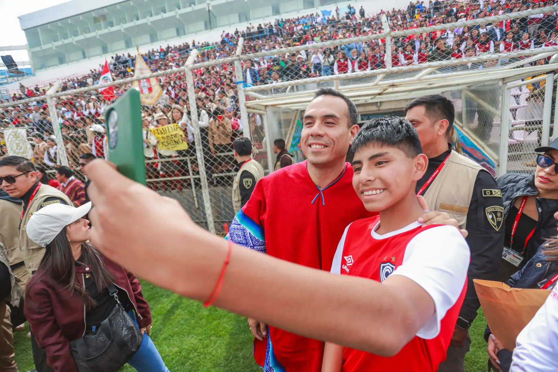 El presidente José Jerí participó en la ceremonia de afectación al uso del Estadio Inca Garcilaso de la Vega. Foto: ANDINA/ Prensa Presidencia