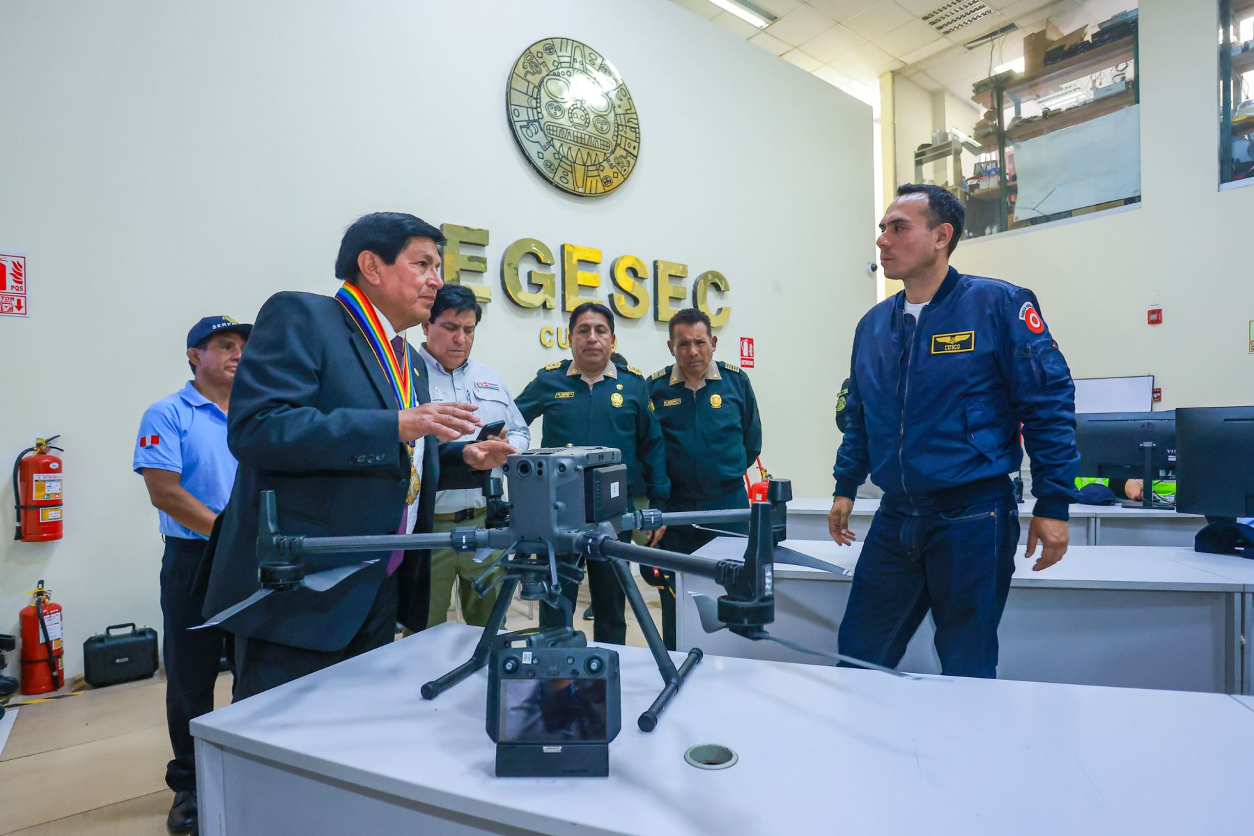 El jefe de Estado visitó el Centro de Gestión de Seguridad Ciudadana de la ciudad del Cusco. Foto: ANDINA/Prensa Presidencia