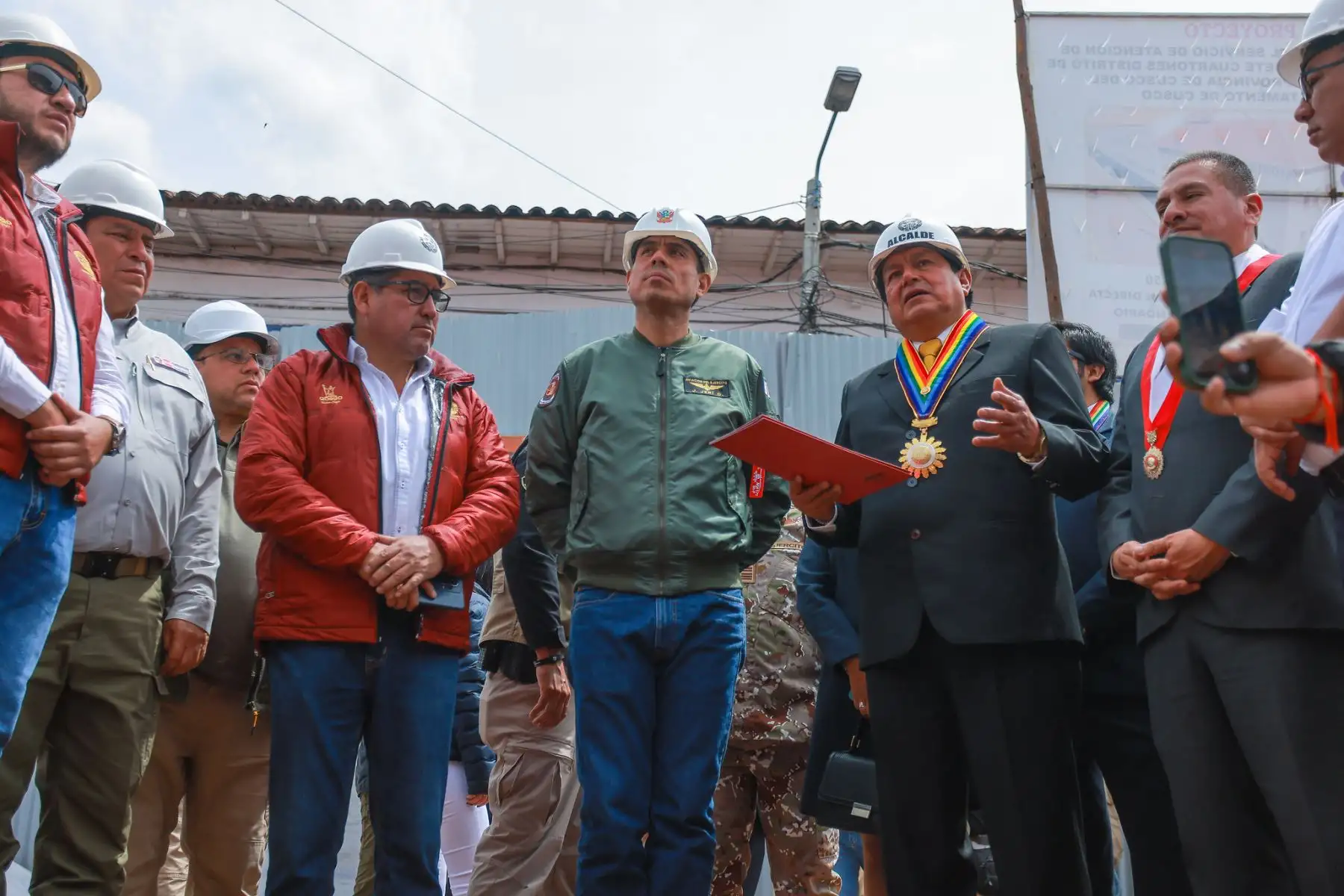 Presidente José Jerí supervisa avances del establecimiento de salud Siete Cuartones en Cusco. Foto: Presidencia