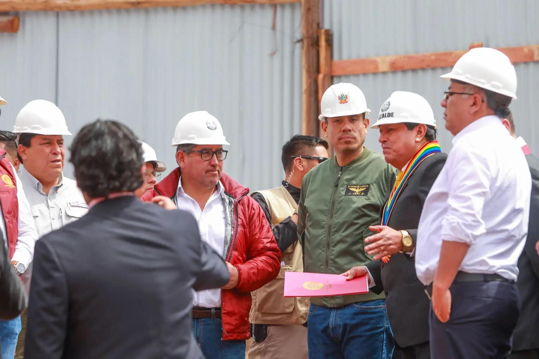 Presidente José Jerí supervisa avances del establecimiento de salud Siete Cuartones en Cusco. Foto: Presidencia