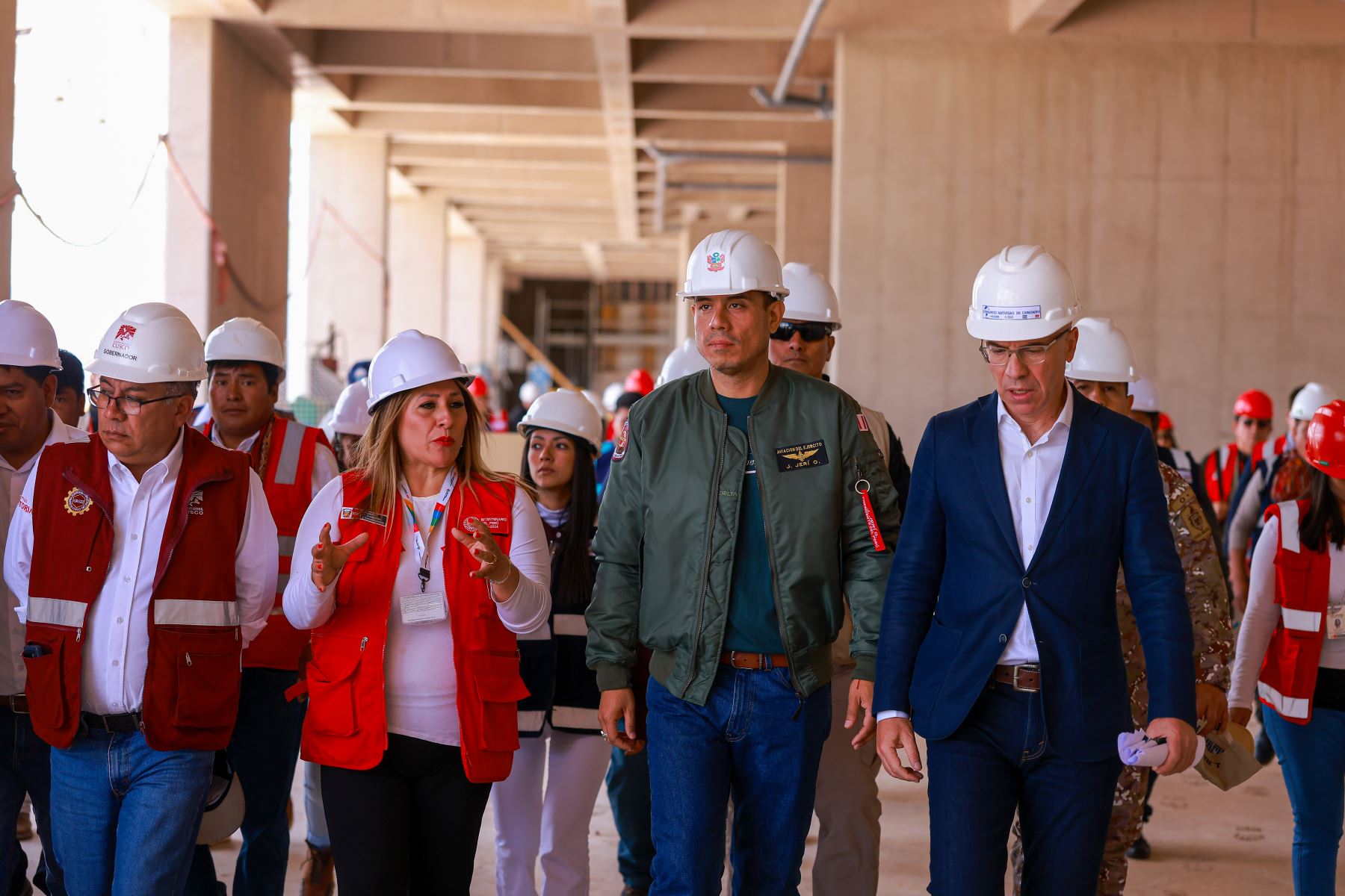 Presidente José Serí supervisó los avances del nuevo Aeropuerto Internacional de Chinchero en Cusco. 
Foto: ANDINA/Prensa Presidencia