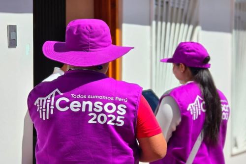 El INEI invitó a todos los vecinos de Acarí a colaborar con los censistas, brindando información veraz, completa y oportuna.