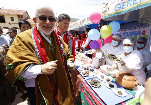 Ministro de Cultura, Alfredo Luna Briceño, cumplió una visita de trabajo en Cusco donde supervisó la Feria Multisectorial Descentralizada realizada en San Jerónimo y visitó el Parque Arqueológico Sacsayhuamán. ANDINA/Difusión